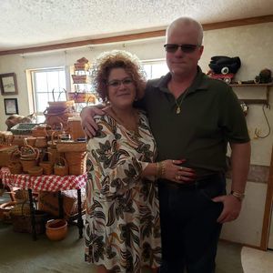 Meet your Posher, Leslie